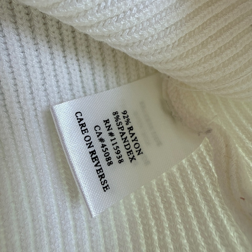Petal & Pup Aquerelle White Stretch Knit Sweater cropped - Picture 4 of 6